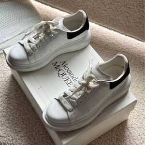 Alexander McQueen Oversized Women’s Platform Sneaker Size 8
